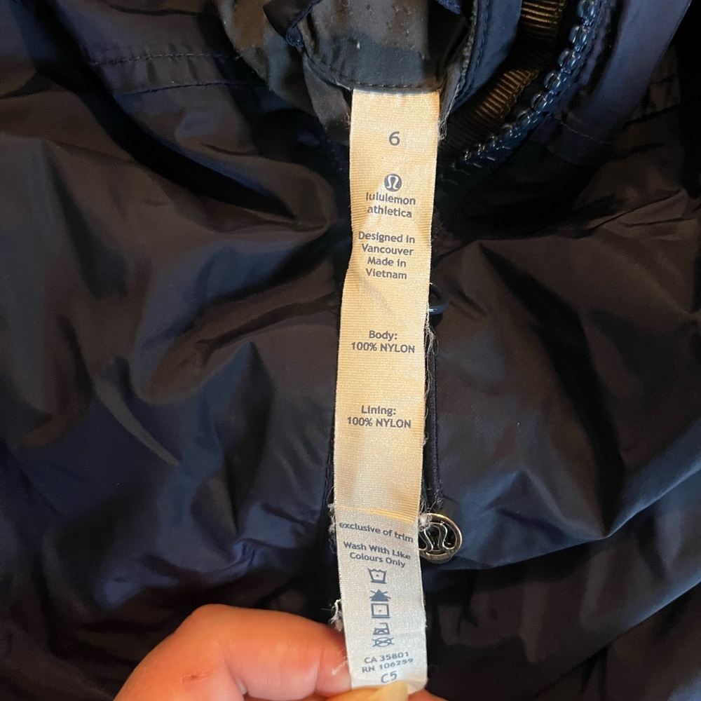 Lululemon Navy Hooded Rain Jacket - Picture 3 of 3